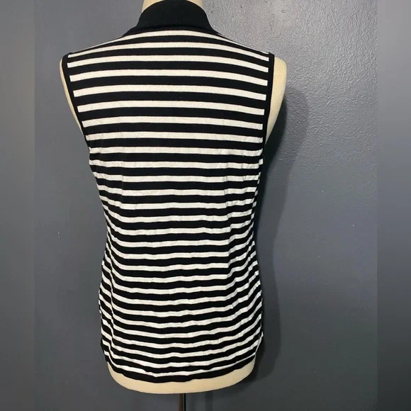 GUC White House Black Market sleeveless sweater size L - Picture 2 of 8